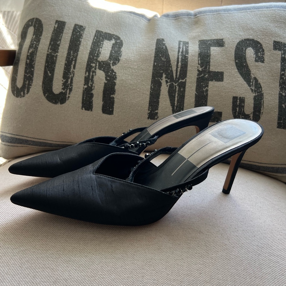 Dolce Vita Black Pointed Heels